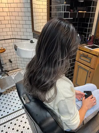 セミロング カラー メンズNo.1💥 ユウトのヘアスタイル