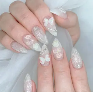 ネイル Tira Nailのネイルデザイン