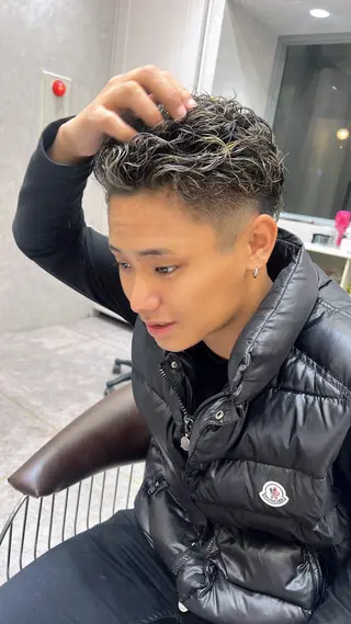 カラー パーマ メンズ ARIA💎縮毛矯正 ブリーチ💎複雑履歴のヘアスタイル