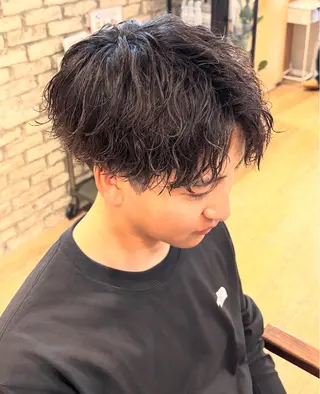 パーマ メンズ 赤熊 咲良 🦔ྀིのヘアスタイル