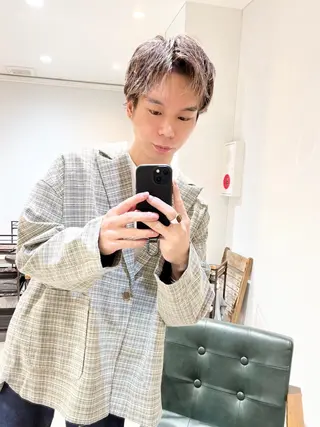 ショート ill副店長 立和田純也のヘアスタイル