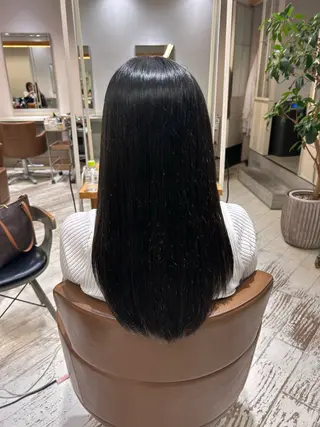カラー 白岩 君予のヘアスタイル