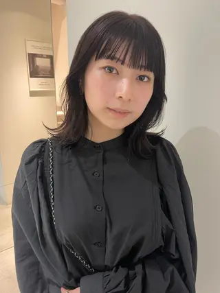 ミディアム oma　袮次金 鈴香のヘアスタイル