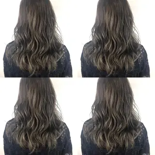 セミロング カラー 韓国レイヤーカット/ ダブルカラーのヘアスタイル