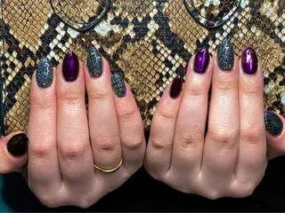 ミディアム GG houseのネイルデザイン