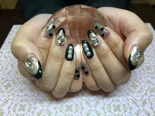 ネイル Piacere所属・Piacere 絵美のネイルデザイン