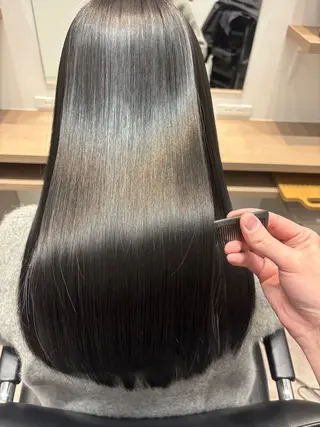 ロング 髪質改善/ 艶髪YABUKIのヘアスタイル