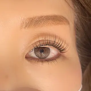 マツエク・マツパ Bellissimo所属・Bellissimo .のマツエク・マツパデザイン