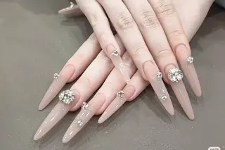 ネイル 小島 阿佑美のネイルデザイン