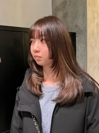 セミロング カラー 🌞レイヤー×カラー 前川那津美🌞のヘアスタイル