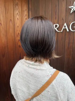 ショート ラグノ所属・岩間 美穂のヘアスタイル