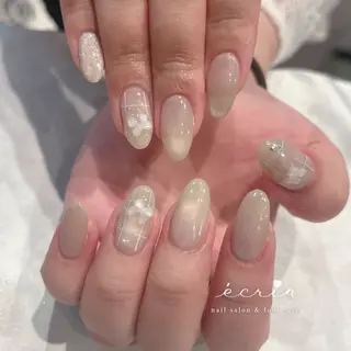 ネイル ecrin エクラン Haruka🌼のネイルデザイン