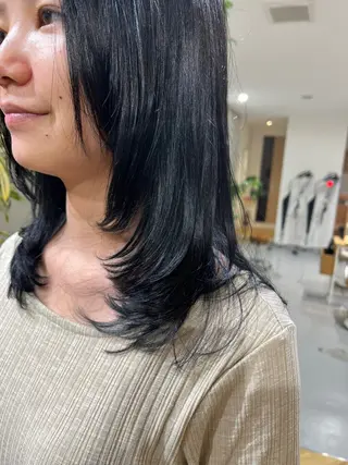 ミディアム 今井 凜のヘアスタイル