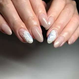 ネイル Attrait所属・momo sのネイルデザイン