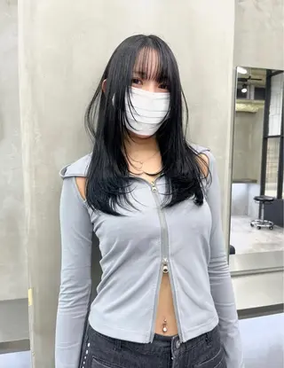 カラー 韓国アンニュイ/ アミのヘアスタイル