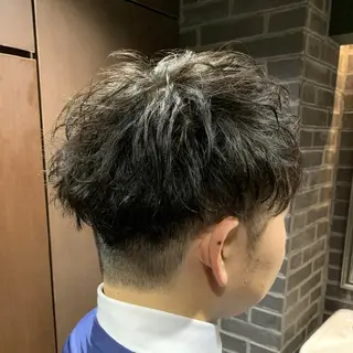 パーマ 餘野 翔舞のヘアスタイル