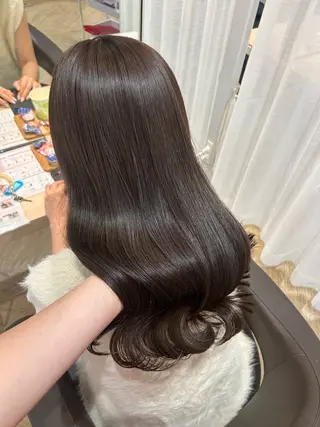 ロング カラー AVANCE.なかもず所属・砂野 真璃奈のヘアスタイル
