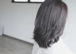 ミディアム セミロング ロング カラー メンズ クセ毛お悩みの方 四宮桂佑のヘアスタイル