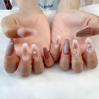 ネイル 💎🐰 saki. m 🐰💎のネイルデザイン