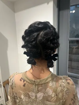 ミディアム ヘアアレンジ クレビアヘアーアンドエステ(CreBiA-hair&esthe-)所属・塚本 希来のヘアスタイル