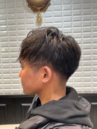 ショート メンズ 波巻き、ツイスト パーマモデル募集中のヘアスタイル