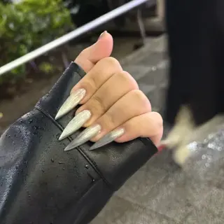 ネイル ア リスのネイルデザイン