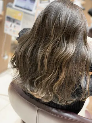 ショート カラー Agu hair lever所属・NewOpen🎉 渡部来紀のヘアスタイル