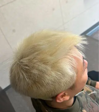 ショート カラー メンズ ブリーチカラー✨ じょあ☆のヘアスタイル