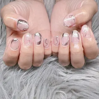 ネイル 個室ネイルサロンDolly  Girl〜ドーリーガール〜所属・DollyGirl KYOKOのネイルデザイン