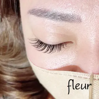 マツエク・マツパ アイラッシュサロンfleur🍀所属・🍀fleur🍀 束感/ワンホン/杉浦のマツエク・マツパデザイン