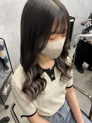 セミロング Cielro【 シェイロ 】所属・Cielro/ダブル カラー/西田咲希のヘアスタイル