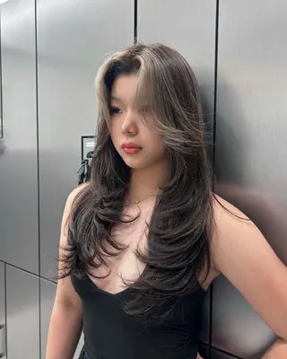 ロング 大人レイヤー/艶美髪 🇺🇸TOMONAのヘアスタイル