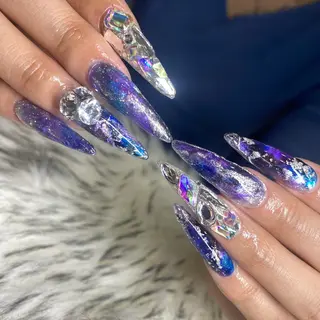 ネイル la vie  Luire所属・la vie Luire ｱｽｶのネイルデザイン