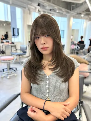 ロング カラー MEI🎀つやカラー 🎀レイヤー🎀渋谷のヘアスタイル