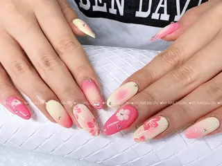 ネイル NYネイルサロン　千葉中央店所属・NYネイルサロン 千葉中央店のネイルデザイン