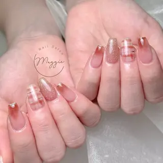ネイル Maggie Nail🦩のネイルデザイン