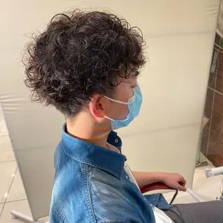 パーマ メンズ ショートヘアはお任せ 冨樫真未のヘアスタイル