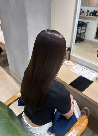 ロング ROCCO saraのヘアスタイル