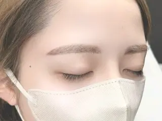 アイブロウ sayaka lazoのマツエク・マツパデザイン