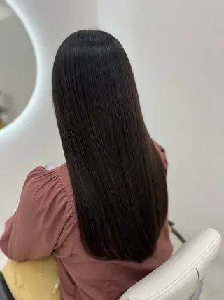 ロング カラー 吉田 悠乃のヘアスタイル