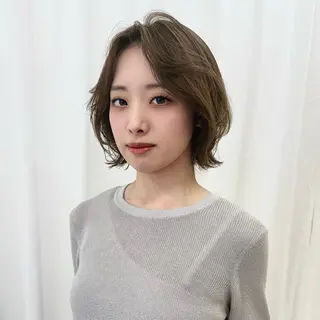 ショート カラー ナガヨ キョウカのヘアスタイル