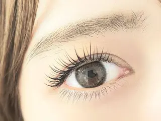 マツエク・マツパ eyelash salon  Sifa所属・Sifa(シファ)2 0代向けまつげサロンのマツエク・マツパデザイン