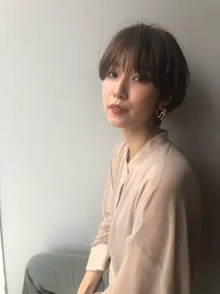 ショート 岸川 恭子のヘアスタイル