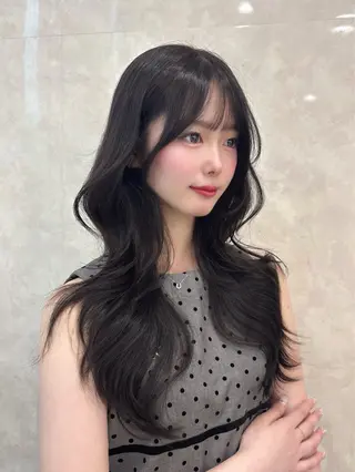 ロング カラー 透明感カラー / 艶カラー/ あいりのヘアスタイル