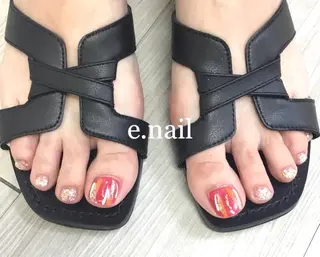 ネイル e.nail所属・和賀井 恵理のネイルデザイン
