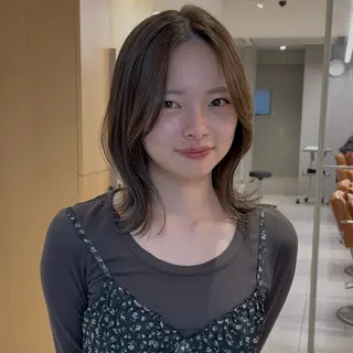 ミディアム カラー noa/ 渋谷のヘアスタイル