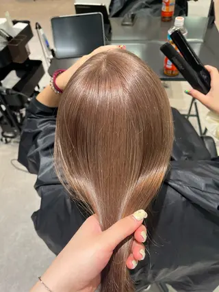 カラー films所属・AYA/films 韓国/レイヤー／ボブのヘアスタイル