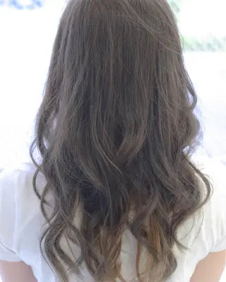 ロング ヘアアレンジ 伊藤 裕貴のヘアスタイル