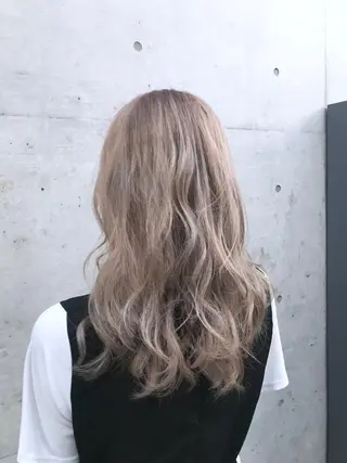 ロング カラー a-o横浜所属・色落ちまでキレイに！ ！女性サロンのヘアスタイル