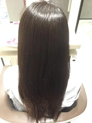 セミロング 岡田 夏実のヘアスタイル